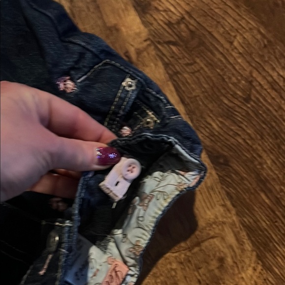 Levi's Dark Denim Shorts with Pink Embroidery - Picture 3 of 6